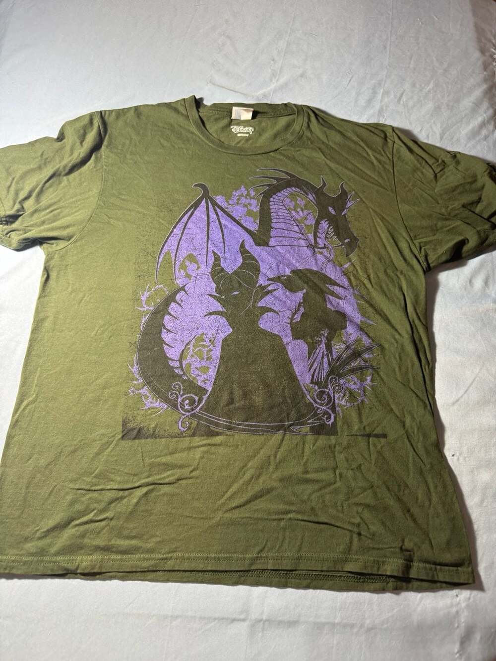 Disney Maleficent Dragon Silhouette T-Shirt L Green
